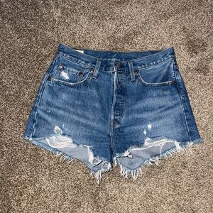 Levi’s Denim Dark Wash Cut Off Shorts